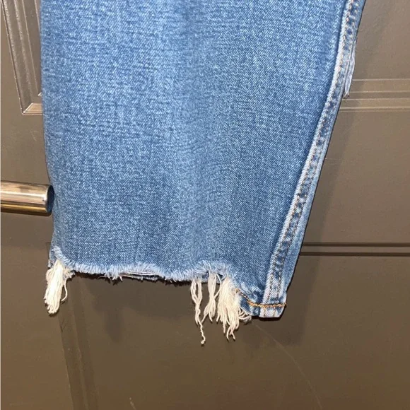 Abercrombie & Fitch distressed ankle straight ultra high rise 28/ 6R - Picture 7 of 10